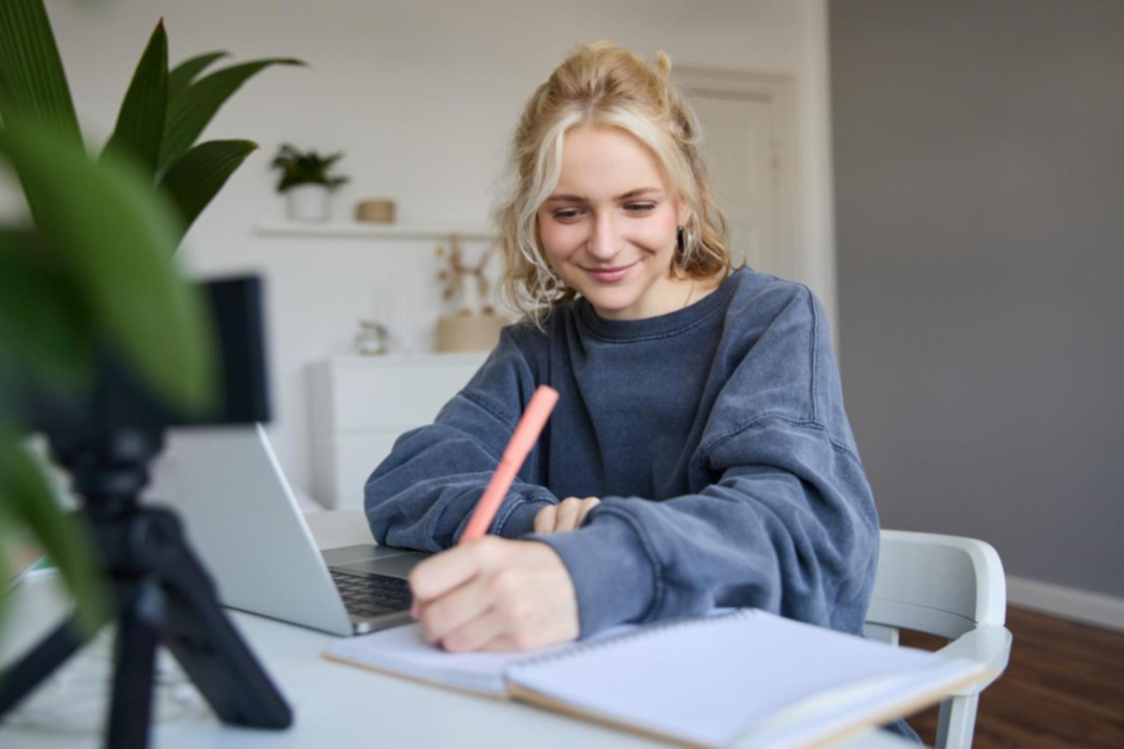 Équipe d'analyse financière travaillant sur des données de marché